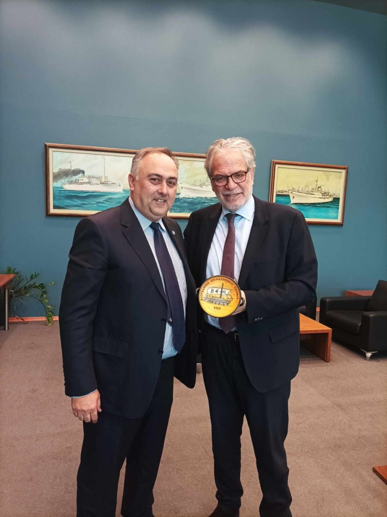 naytiliaw stylianidhw